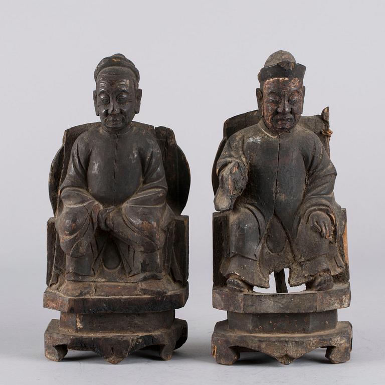 TWO CHINESE SCULPTURES.