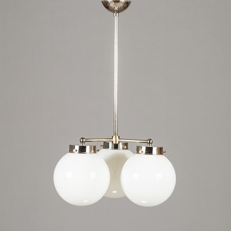 Paavo Tynell, a 1930's '1313' pendant light for Taito.