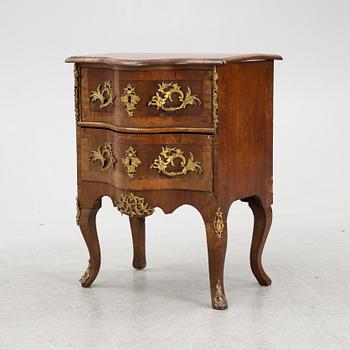 A Rococo style chest of drawers, 19th Century.