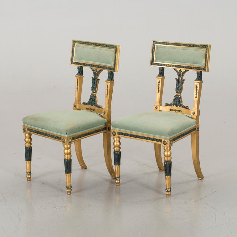 A PAIR OF LATE GUSTAVIAN STYLE CHAIRS EARLY 20TH CENTURY,