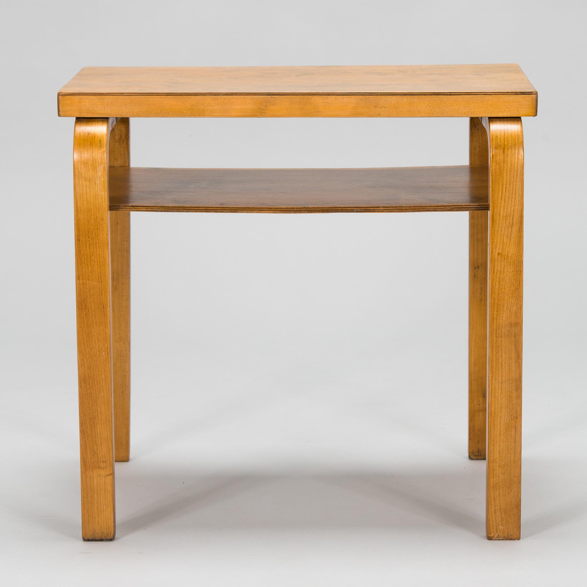 Alvar Aalto, A mid-20th century 'A 86' table for Huonekalu- ja Rakennustyötehdas A.B.