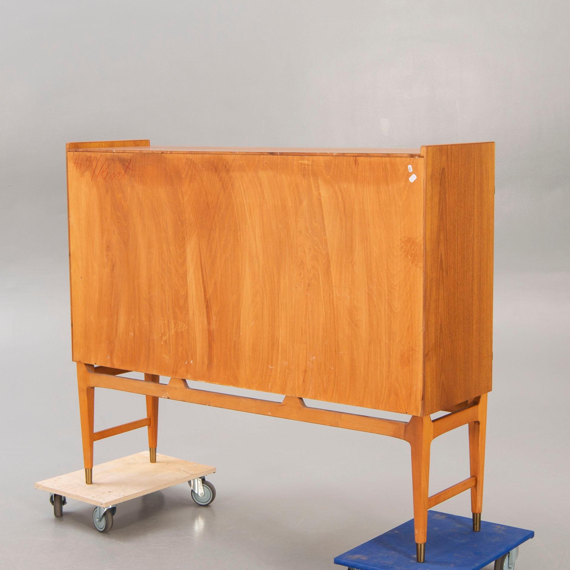 Kirke Nielsen, sideboard "Kent"  Abrahamssons möbelfabrik Taberg 1960-tal.
