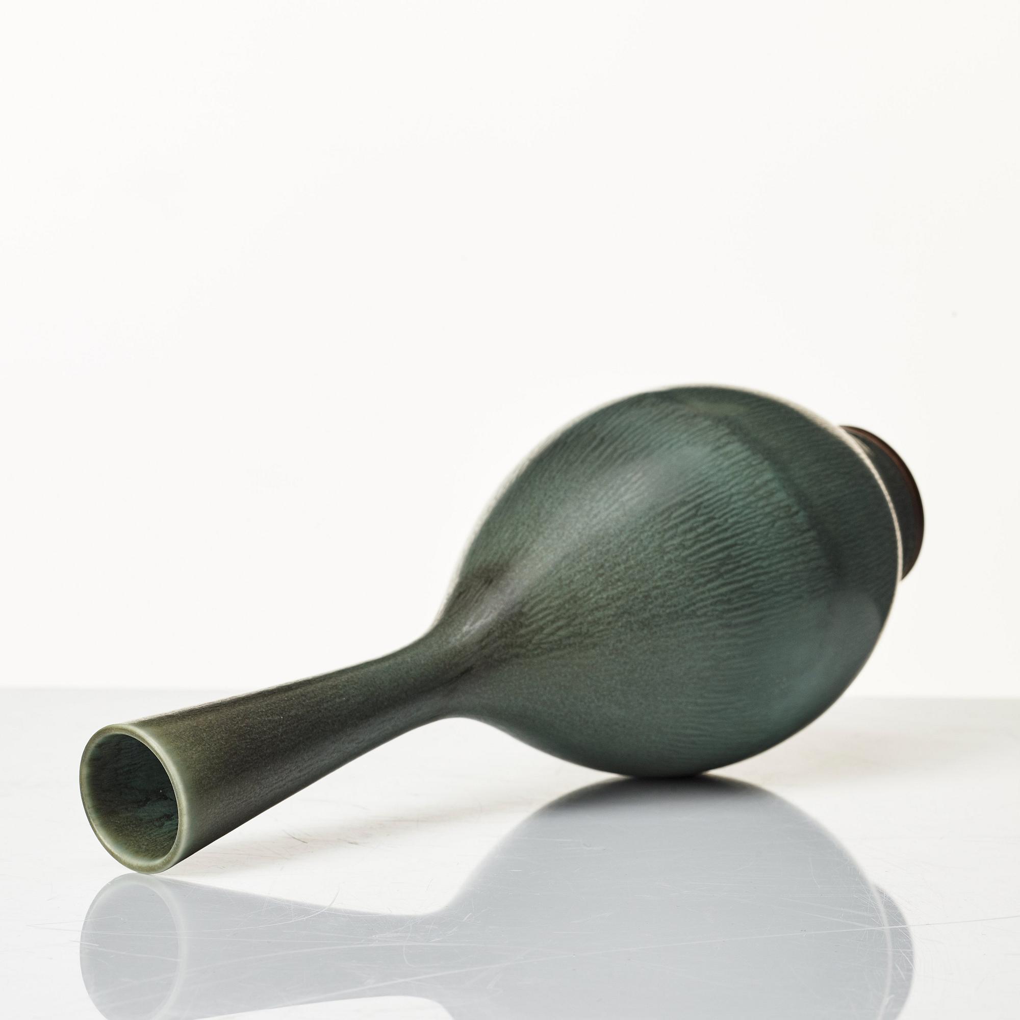 Berndt Friberg, vaser, 3 st, Gustavsbergs studio 1964, 1965 och 1974.