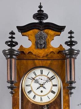 VÄGGPENDYL, lodregulator, nyrenässans, sent 1800-tal.