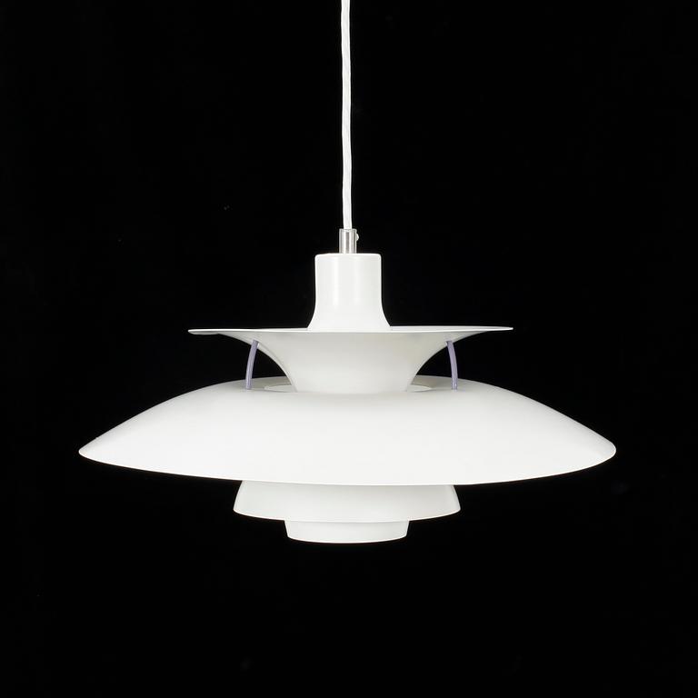 TAKLAMPA, "PH 5", Poul Henningsen, Louis Poulsen, 1900-talets andra hälft. Höjd ca 25 cm.