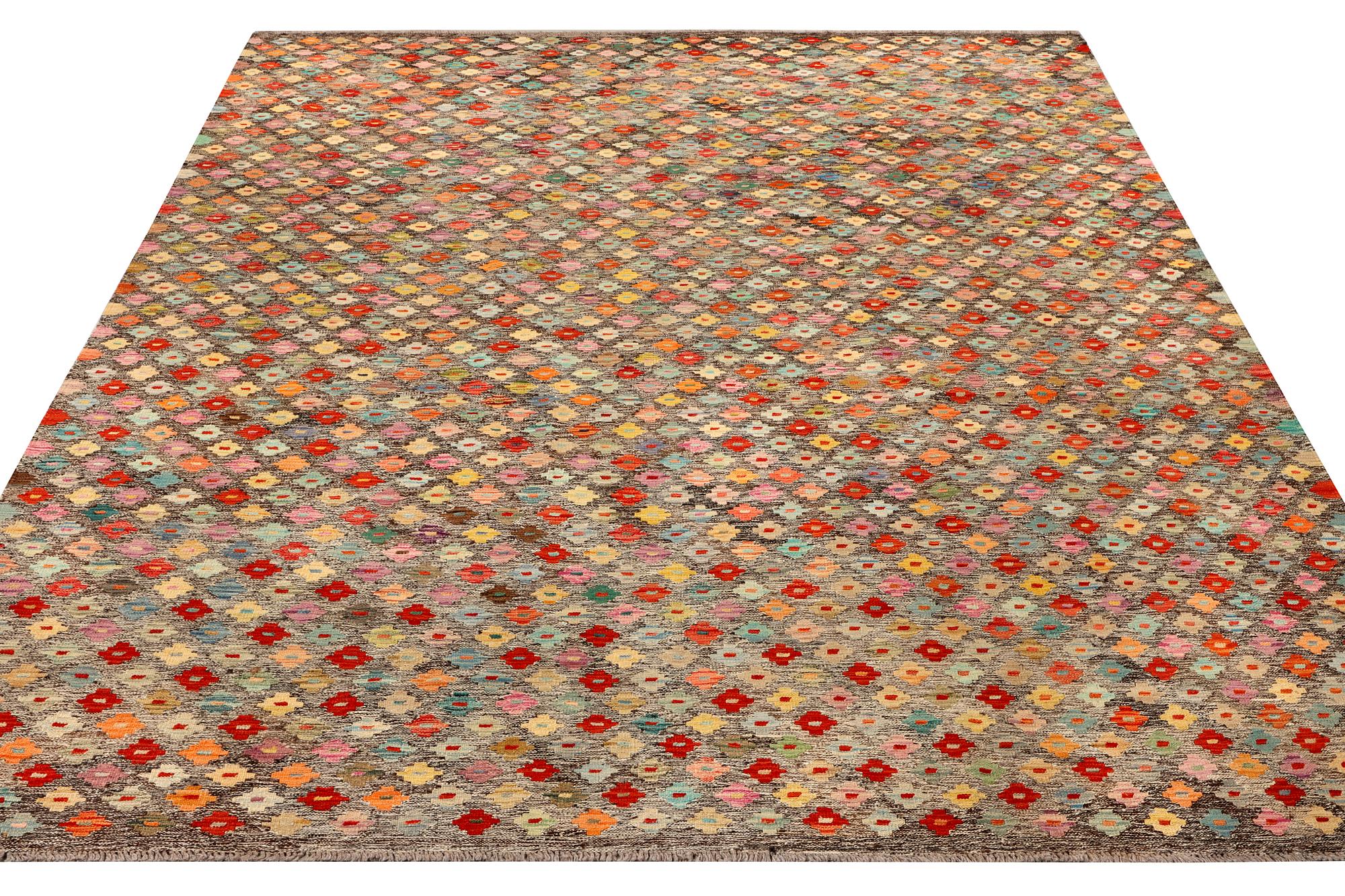 A Kilim carpet, c. 348 x 258 cm.