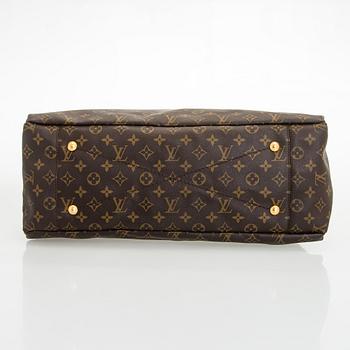 Louis Vuitton, a Monogram Canvas 'Artsy GM' bag.