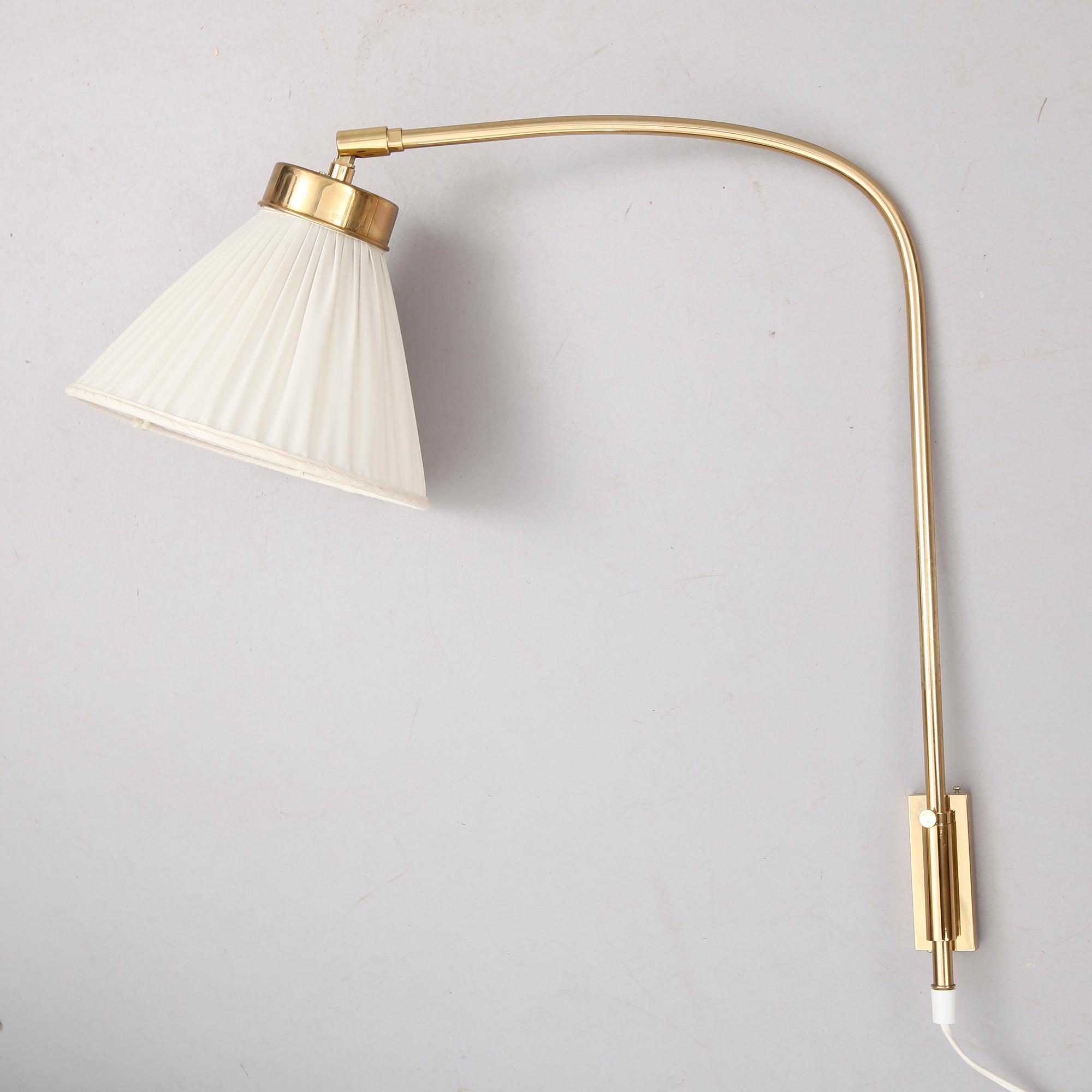 VÄGGLAMPA, modell 2484, Josef Frank, Firma Svenskt Tenn.