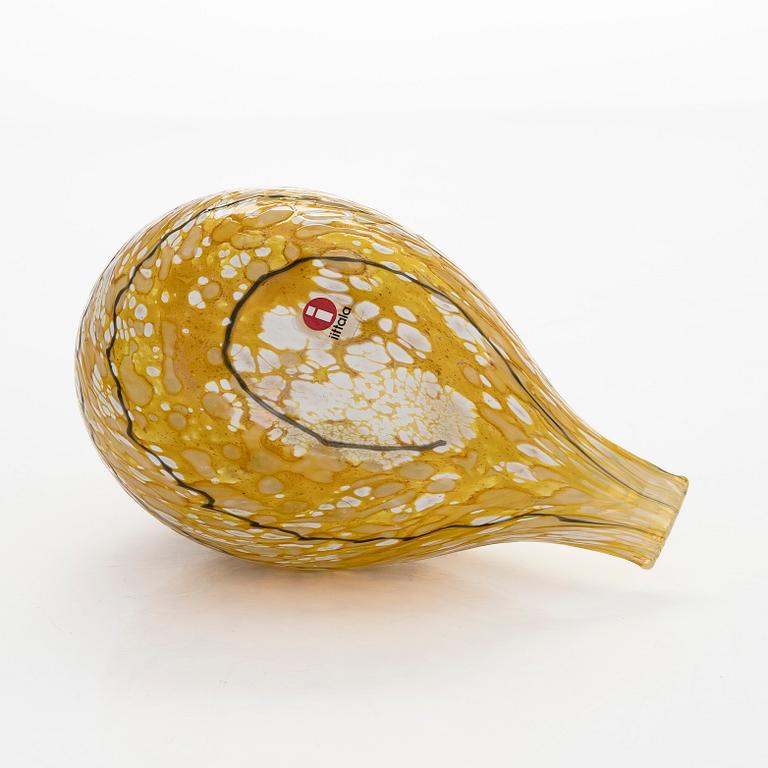 Oiva Toikka, a 'Summer Grouse' glass bird, signed O. Toikka Nuutajärvi.