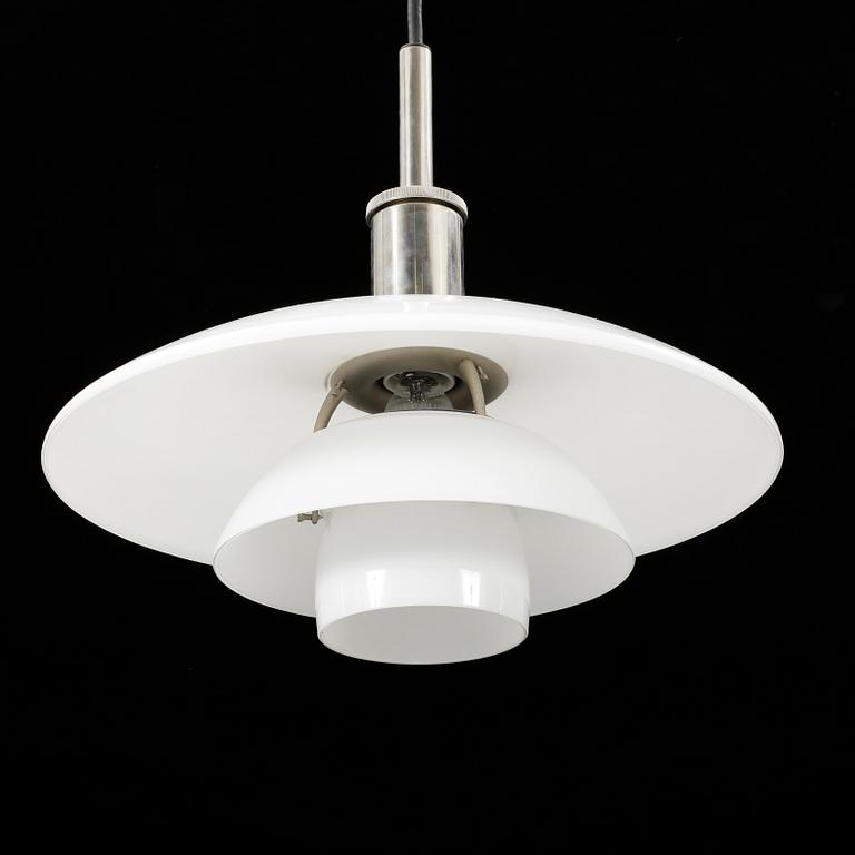 TAKLAMPA, "PH-4½-4", Poul Henningsen, Louis Poulsen. Höjd 42 cm.