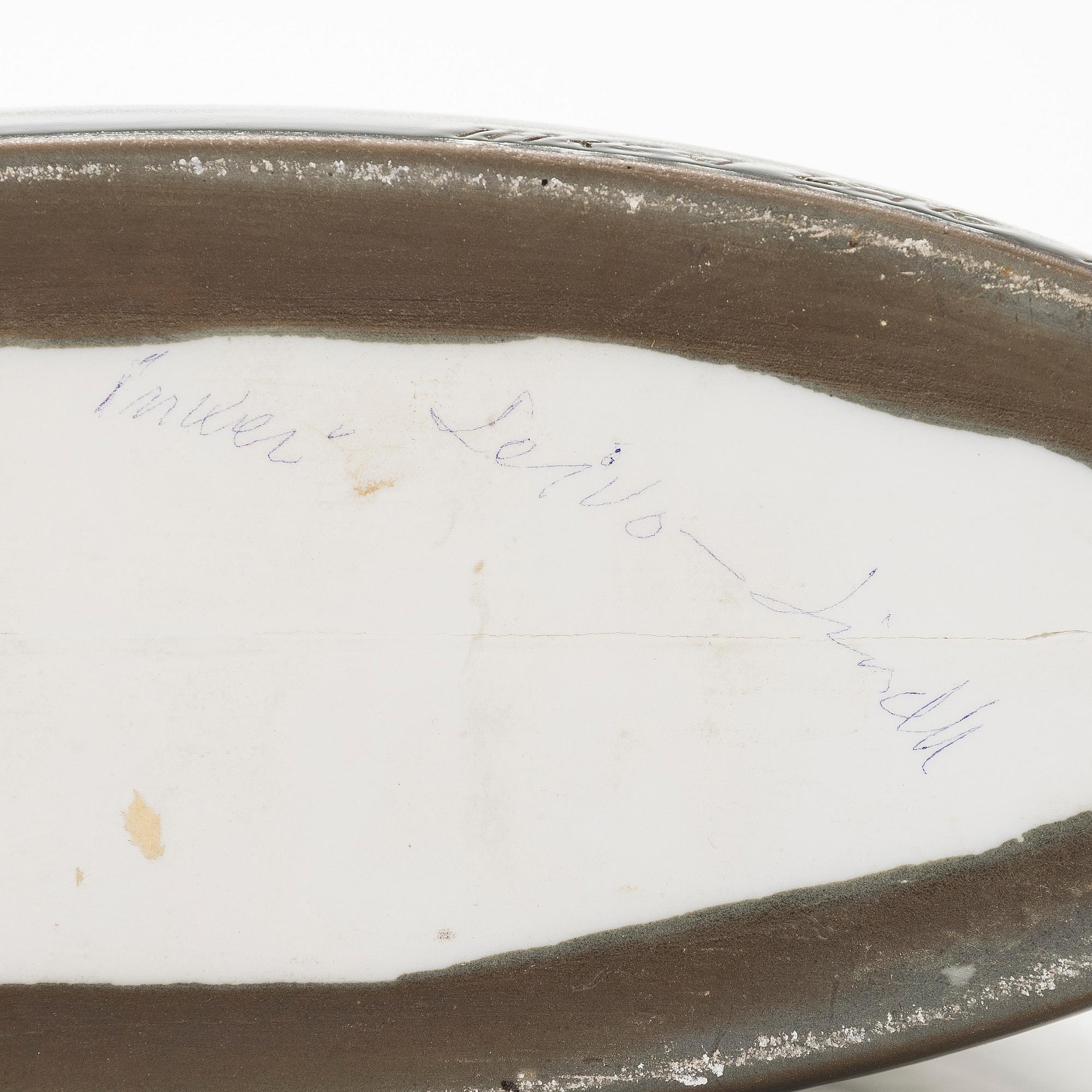 Inkeri Leivo, flaska med propp, porslin, signerad Inkeri Leivo Arabia.