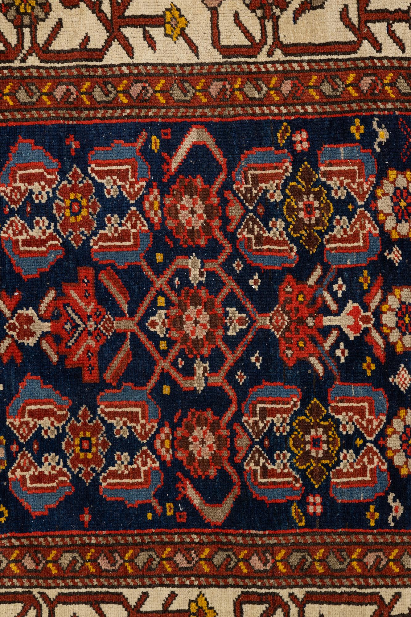 Matta, antik Kurdisk, ca 247-253 x 116-125 cm.