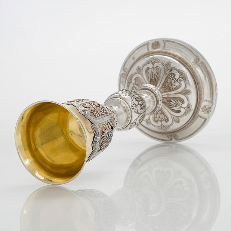 Nattvardskalk med paten, silver, Paris 1798-1809 och Frankrike 1800-tal. I schatull.