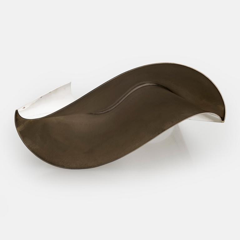 Pekka Piekäinen, vas, sterlingsilver, "Finlandia", Platinoro, Åbo.