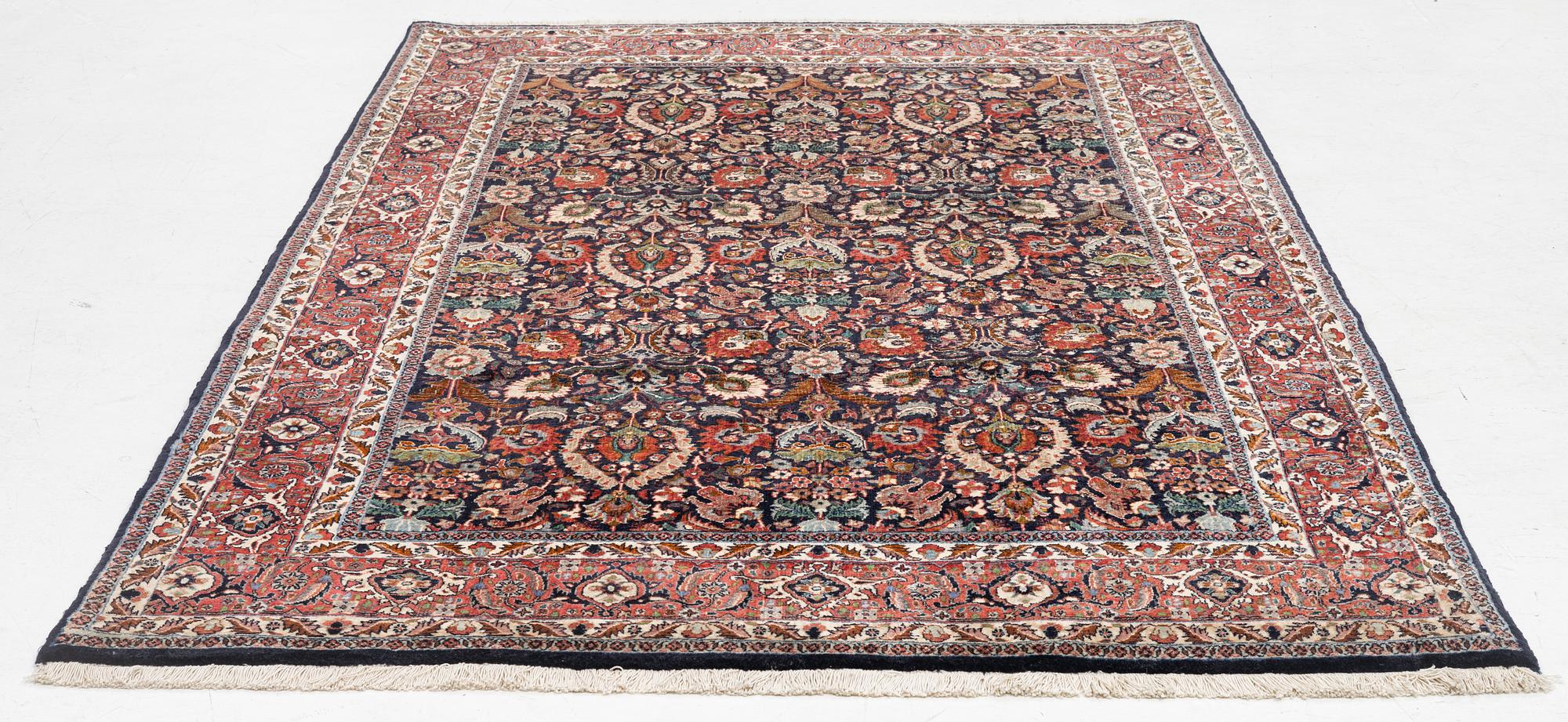 Carpet, Bidjar, approx. 240 x 155 cm.