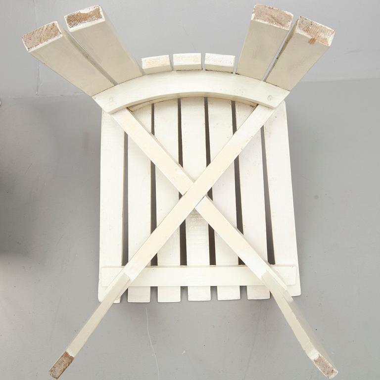 TRÄDGÅRDSSTOLAR, ett par, ur "Aurinko"-serien, design Alvar Aalto, Artek 1900-talets mitt.