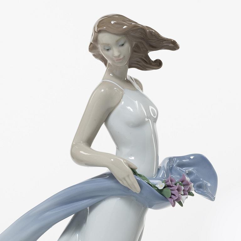 Lladró, figurines, 5 pcs, "Flowers for goddess", "Clumsy me", "Playing with doves", "Blissful youth", "Garden of Athens".