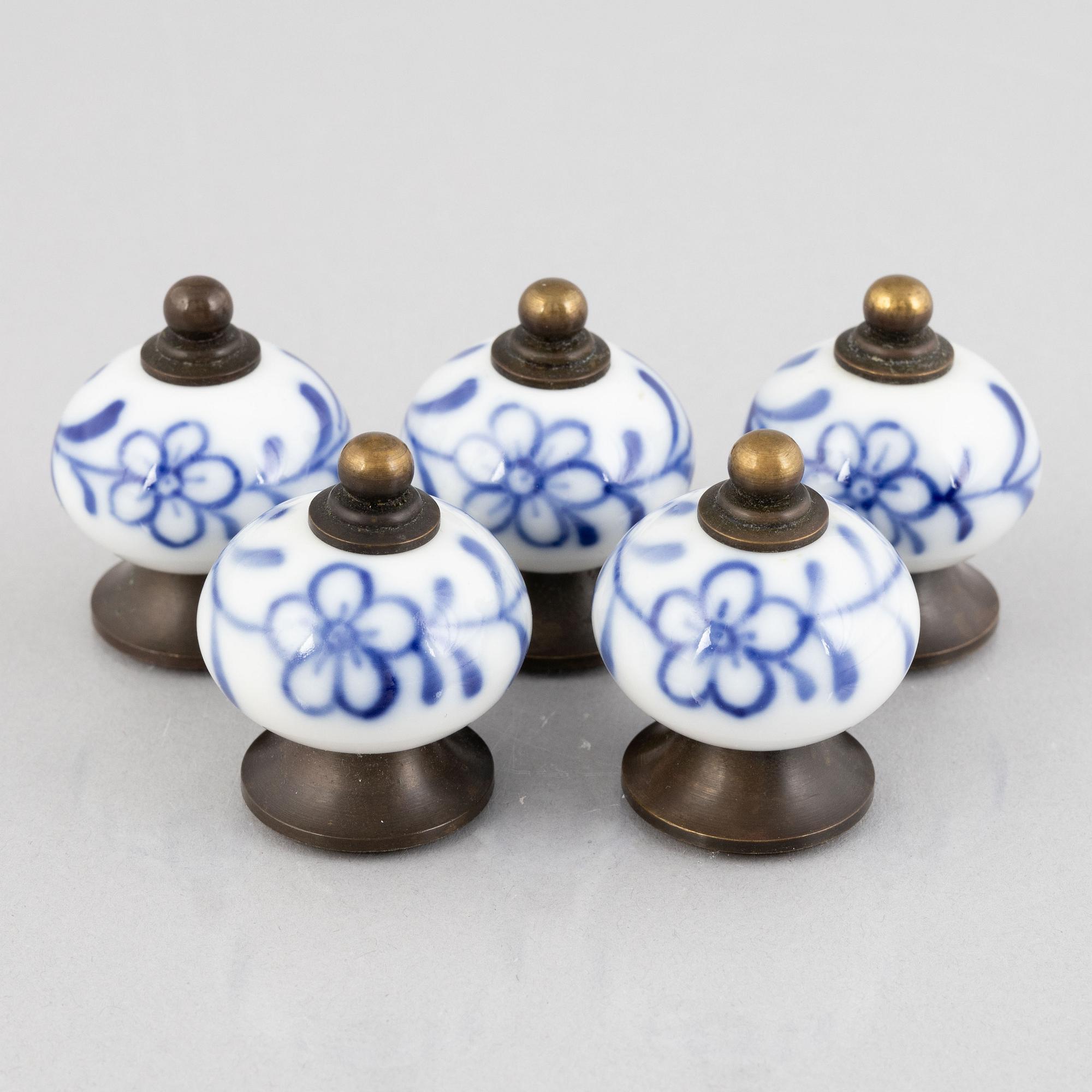 A set of five 'Blue Fluted' porcelain knobs, Royal Copenhagen.