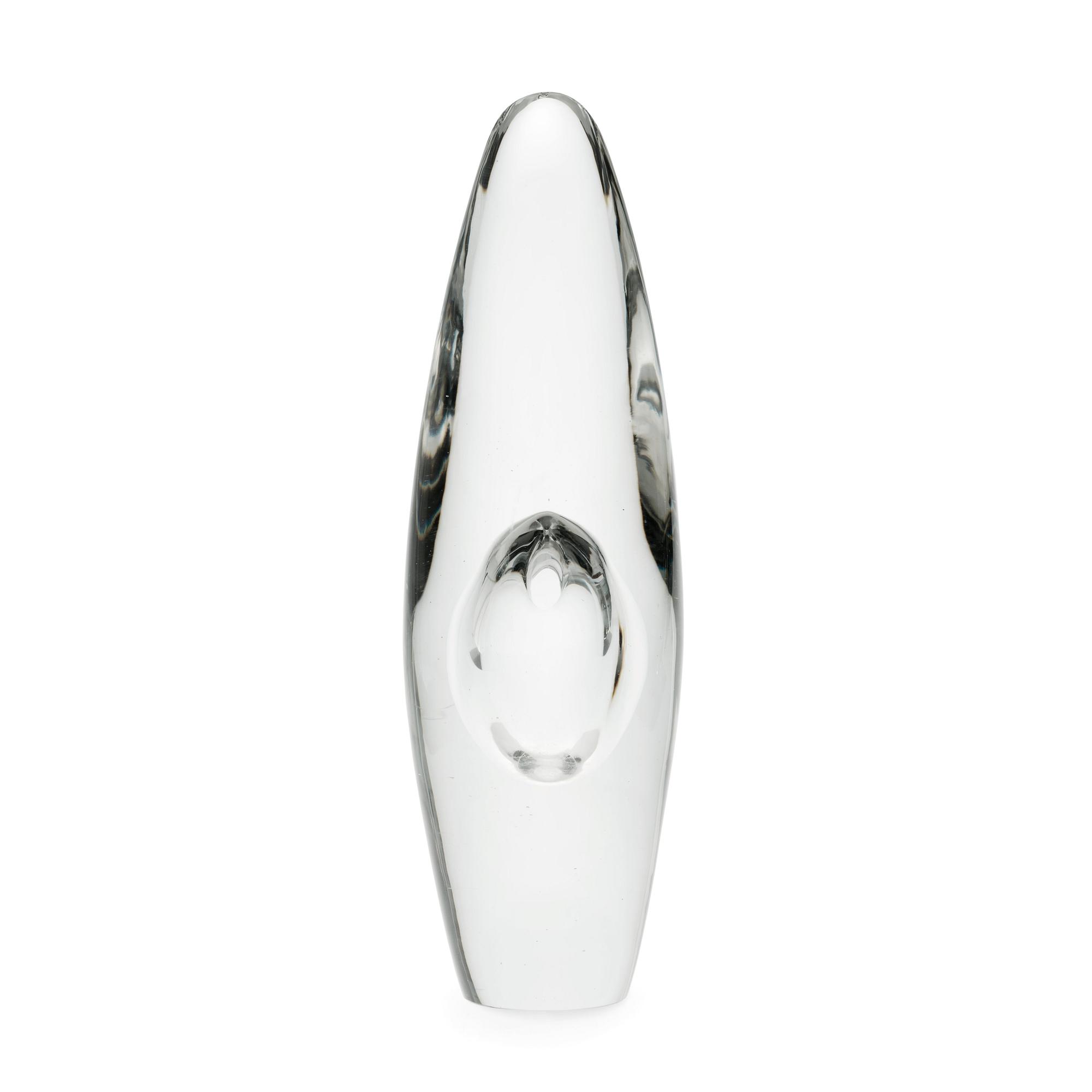 Timo Sarpaneva, TIMO SARPANEVA, A GLASS SCULPTURE.