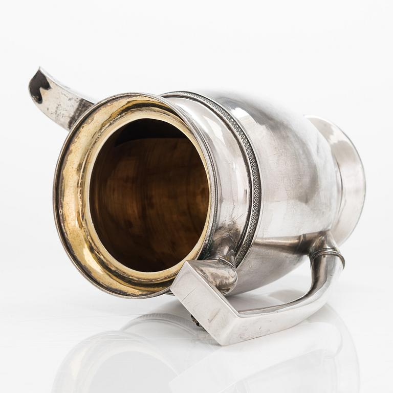 Carl Fredrik Bredenberg, kanna, silver och förgyllt silver, S:t Petersburg 1812.