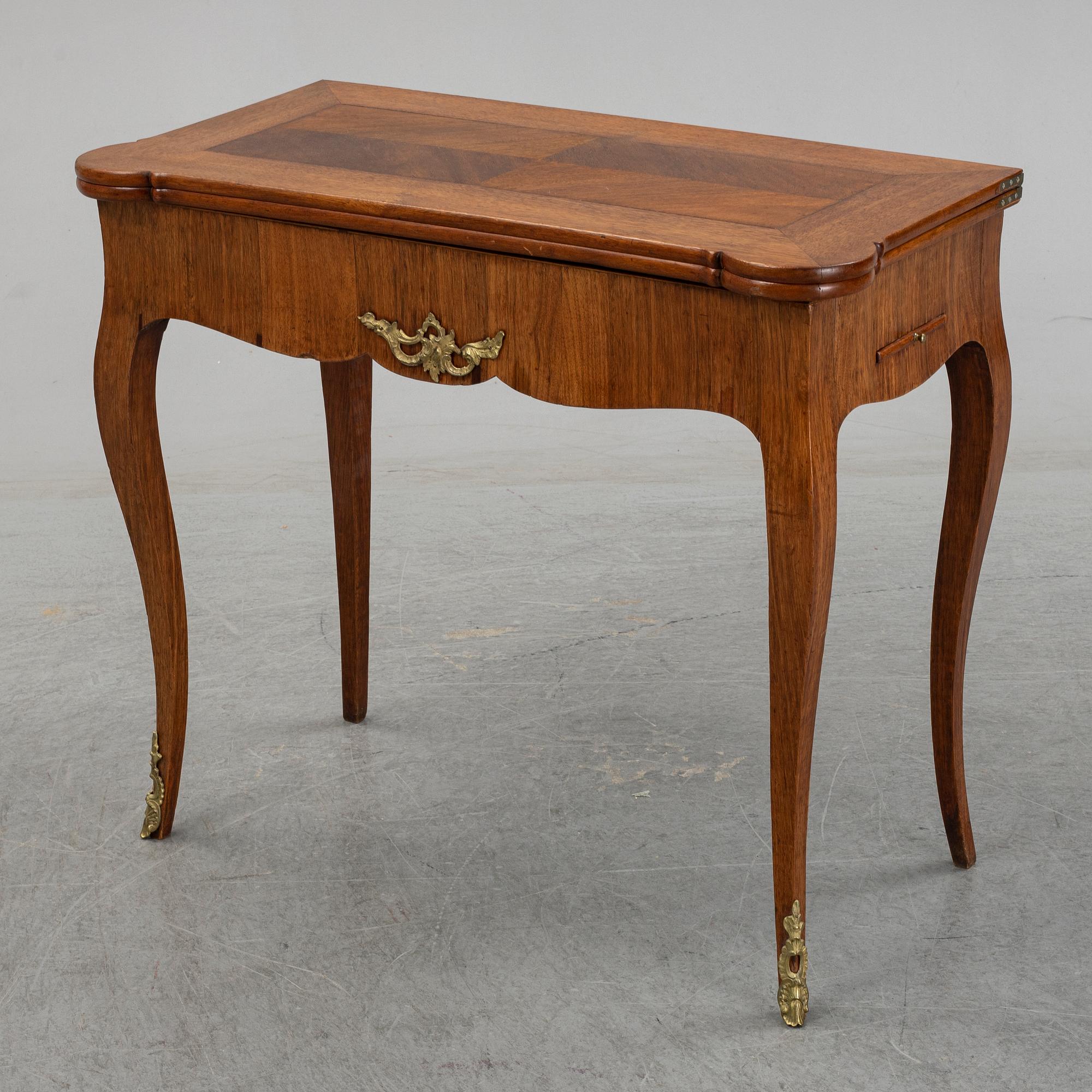 Spelbord, av Johan Wilhelm Metzmacher (mästare i Stockholm 1769-1783), rokoko.