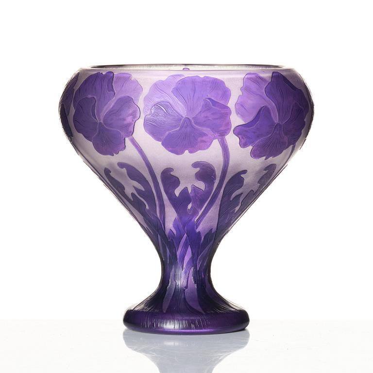 Karl Lindeberg, an Art Nouveau cameo glass vase, Kosta, Sweden, early 20th century.