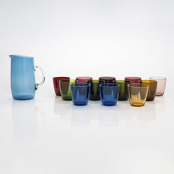 Tapio Wirkkala, tillbringare, modell 2303 och dricksglas 12 st, modell 4090, Iittala, 1900-talets mitt.