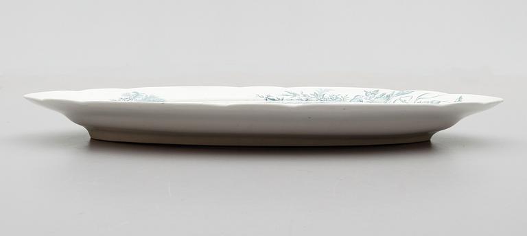 FISKFAT med galler, porslin, "Bella", Rörstrand, sekelskiftet 1900.