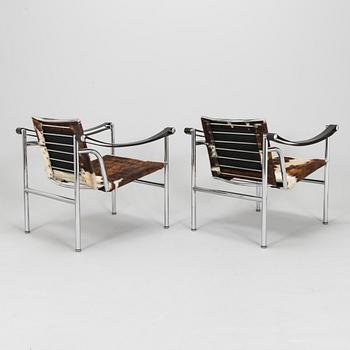 Le Corbusier, fåtöljer, ett par "LC-1", Cassina, formgiven 1928.