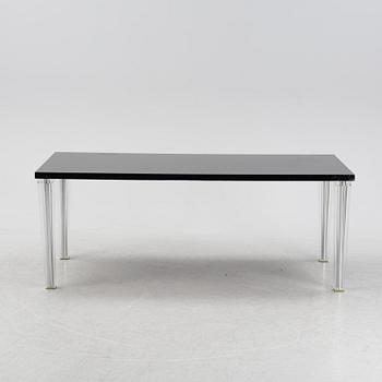 Philippe Starck, bord, "Top Top", Kartell, Italien.