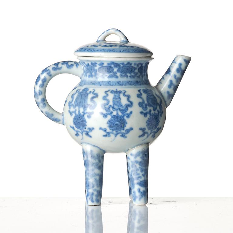 A blue and white 'Bajixiang' ewer, Qing dynasty with Qianlong mark.