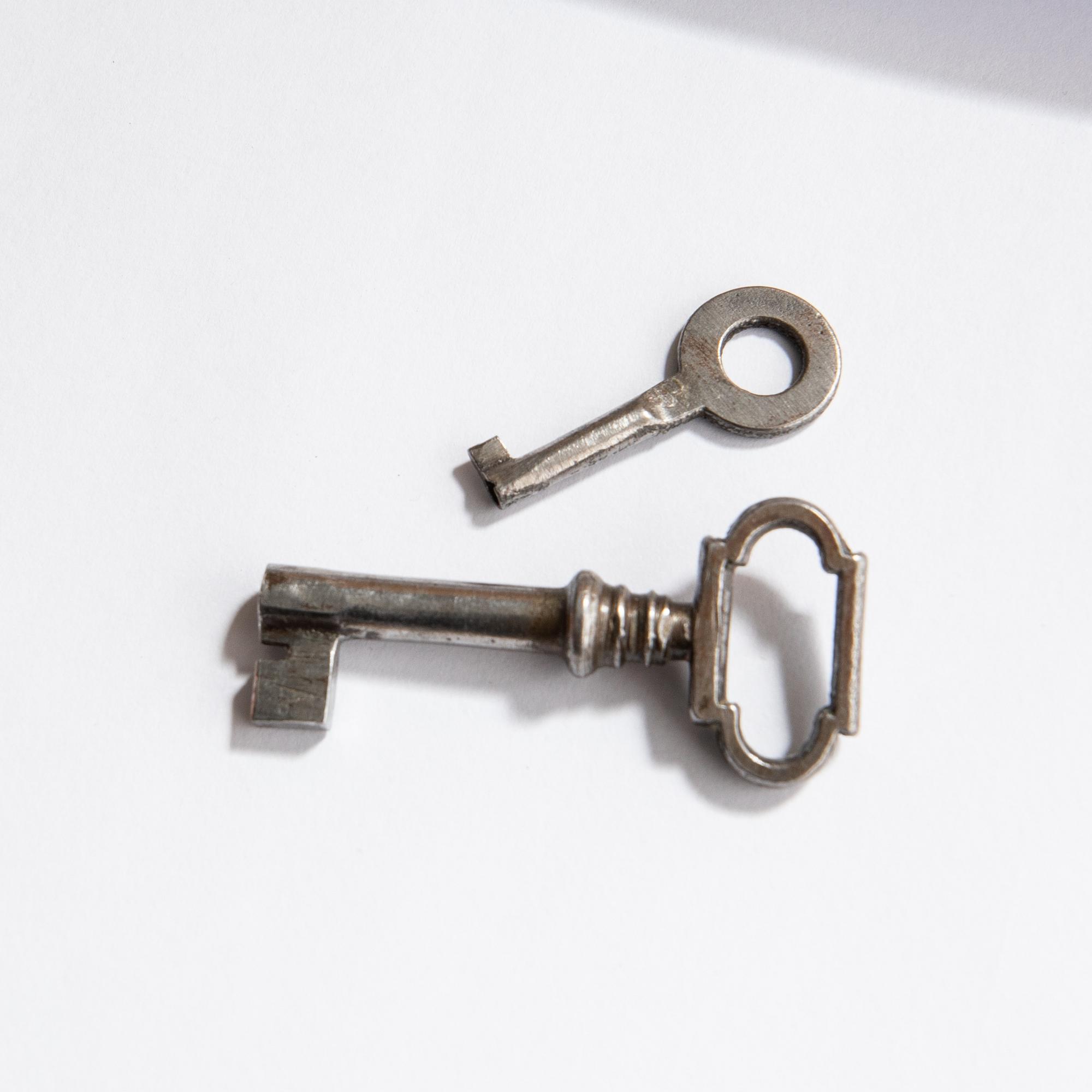 Writing desk around 1900 Empire style.