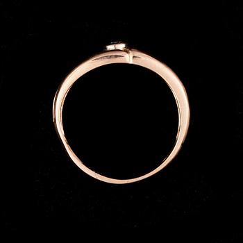 RING, guld 14K, diamant, c. 0,08 ct. Vikt 3,7 g.