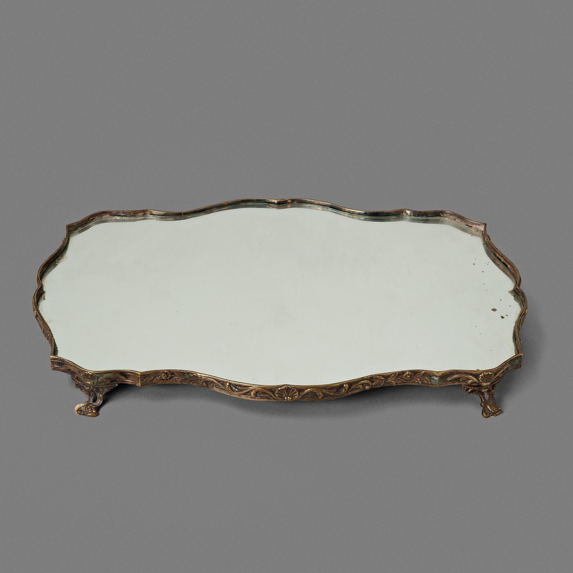 BORDSPLATEAU, rokoko, 1700-talets andra hälft.