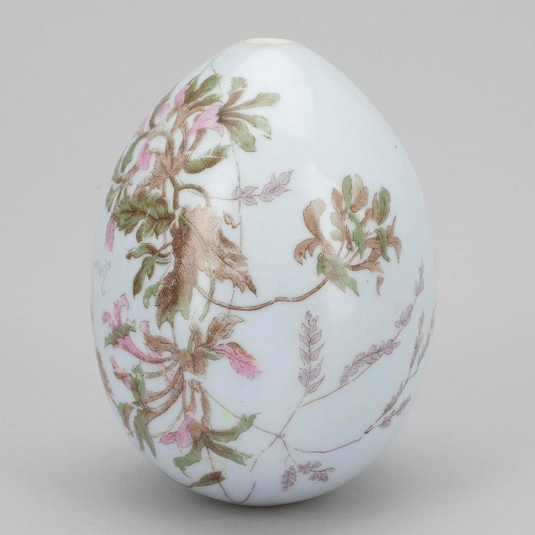 ÄGG, porslin, Ryssland, 1800-talets slut.