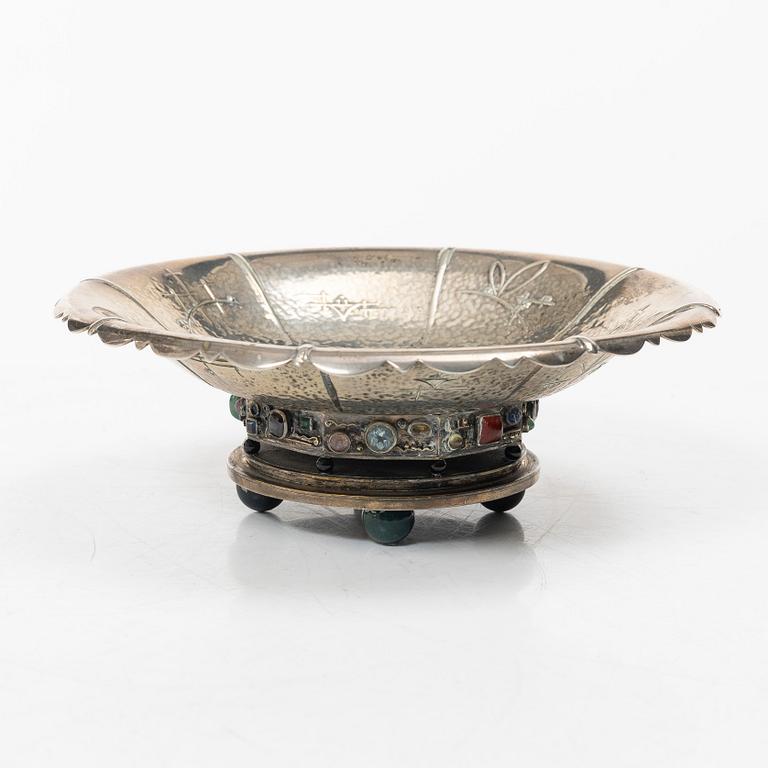 Bowl, silver, 20th century.