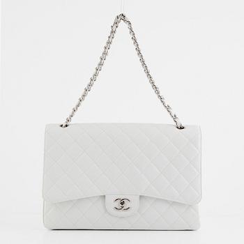 Chanel, bag, "Caviar Jumbo Classic Flap Bag", 2009-2010.