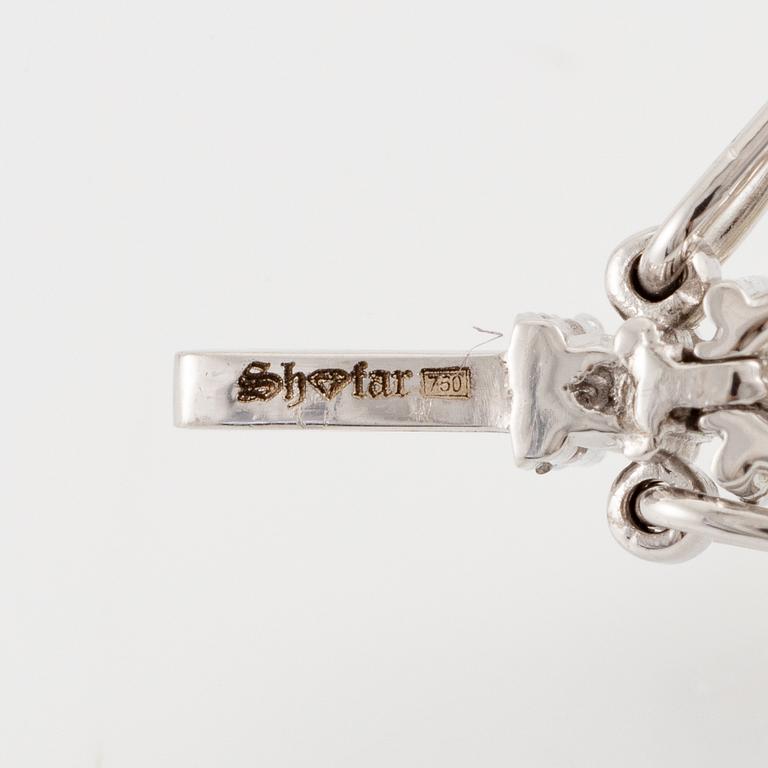 Bracelet 18K white gold with oval and brilliant-cut diamonds.