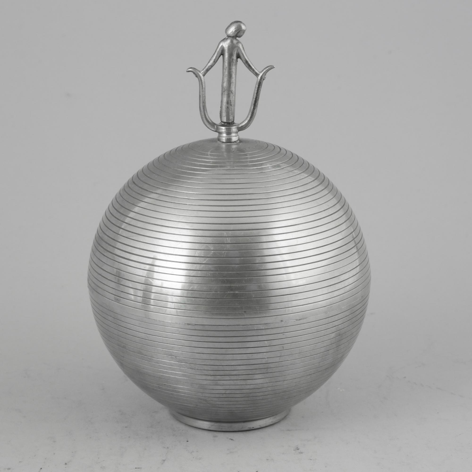 Sylvia Stave, a pewter bowl with cover for C.G. Hallberg, Stockholm, Sweden 1933.