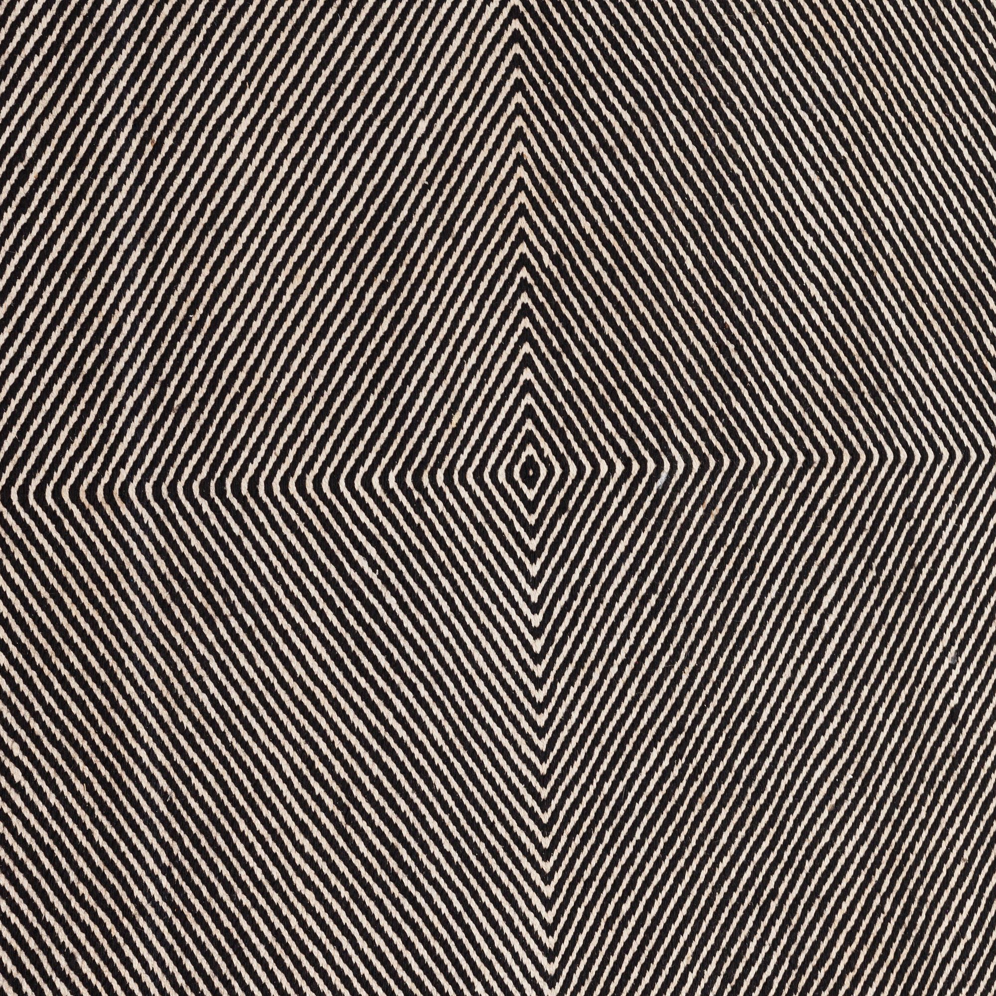 MATTO, flat weave, ca 309 x 200,5 cm, attributed to Kim Naver. The end of the 20th century.