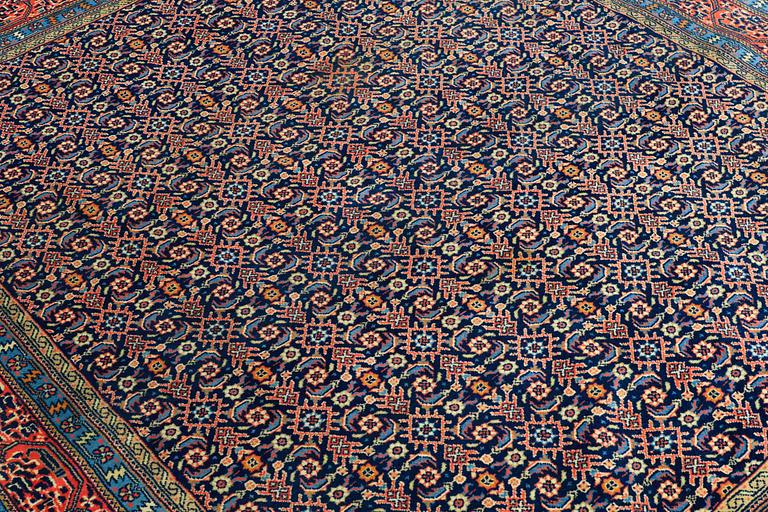 CARPET, Ingles, ca 232 x 200 cm.