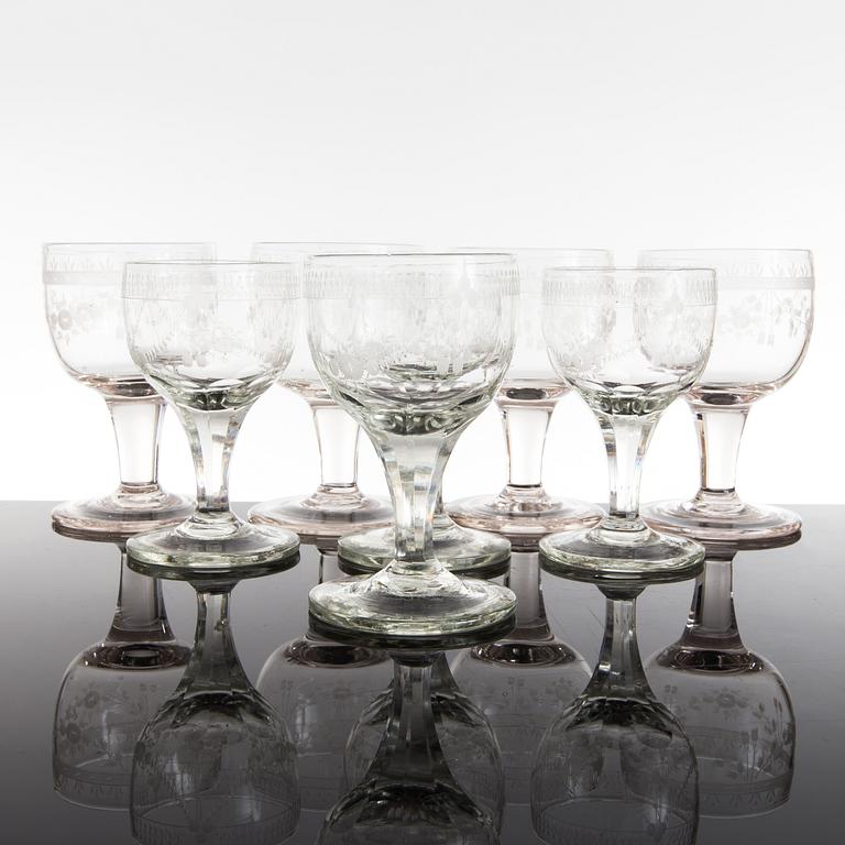 4+4 glasses, late gustavian, beginning of 19th century.