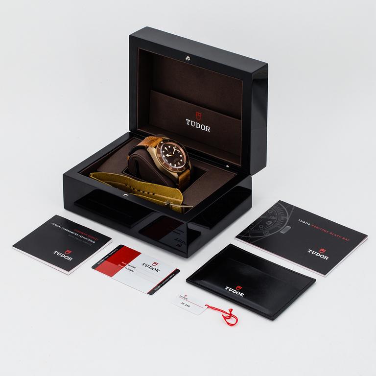 TUDOR, Geneve, Black Bay "Bronzo" (220m:660ft), Chronometer, wristwatch, 43 mm,