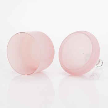 Nanny Still, "Tzarina" bonbonjär, signerad Riihimäen Lasi O.Y. Nanny Still.