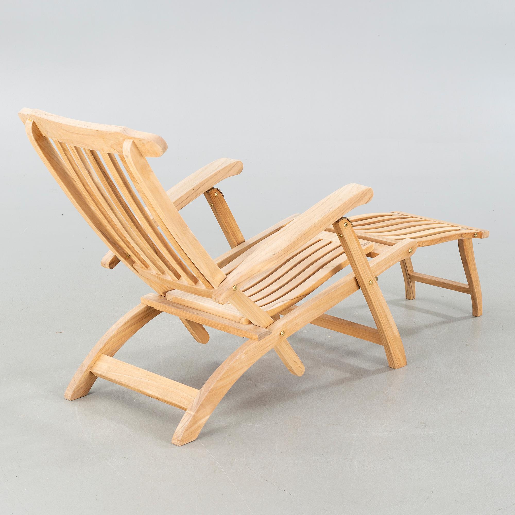 A 21st century deckchair, "Steamer", by Skagerak, Denmark.