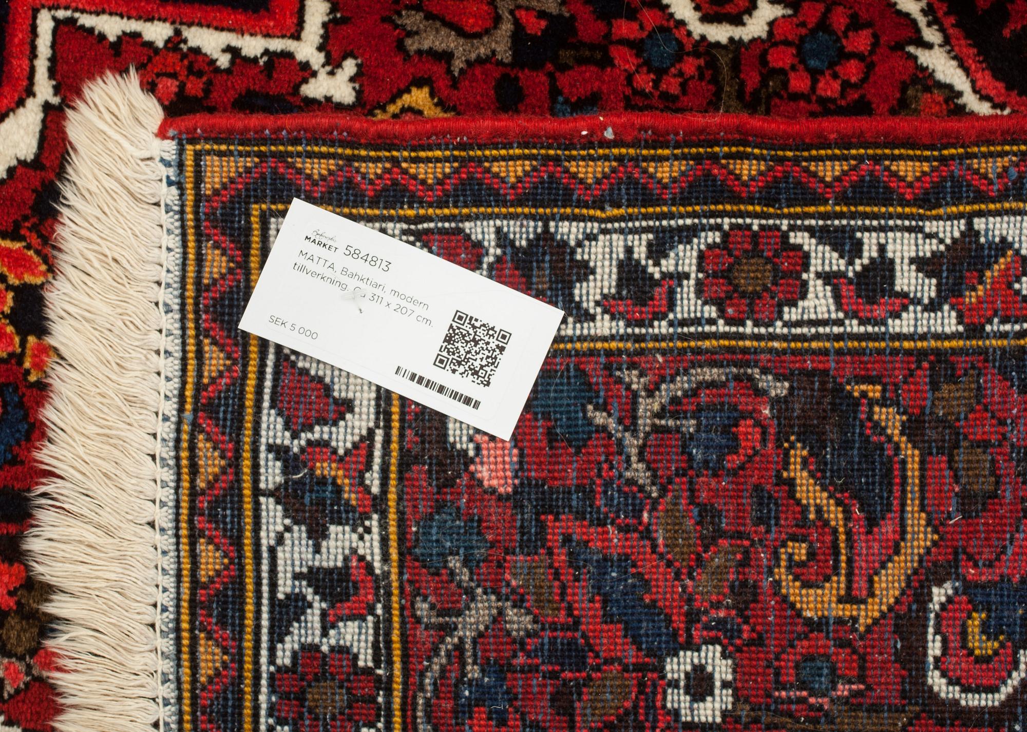 MATTA, Bahktiari, modern tillverkning. Ca 311 x 207 cm.