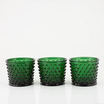 Josef Frank, ytterfoder, tre stycken, grönt glas, "Hortus",  Reijmyre Glasbruk för Svenskt Tenn.