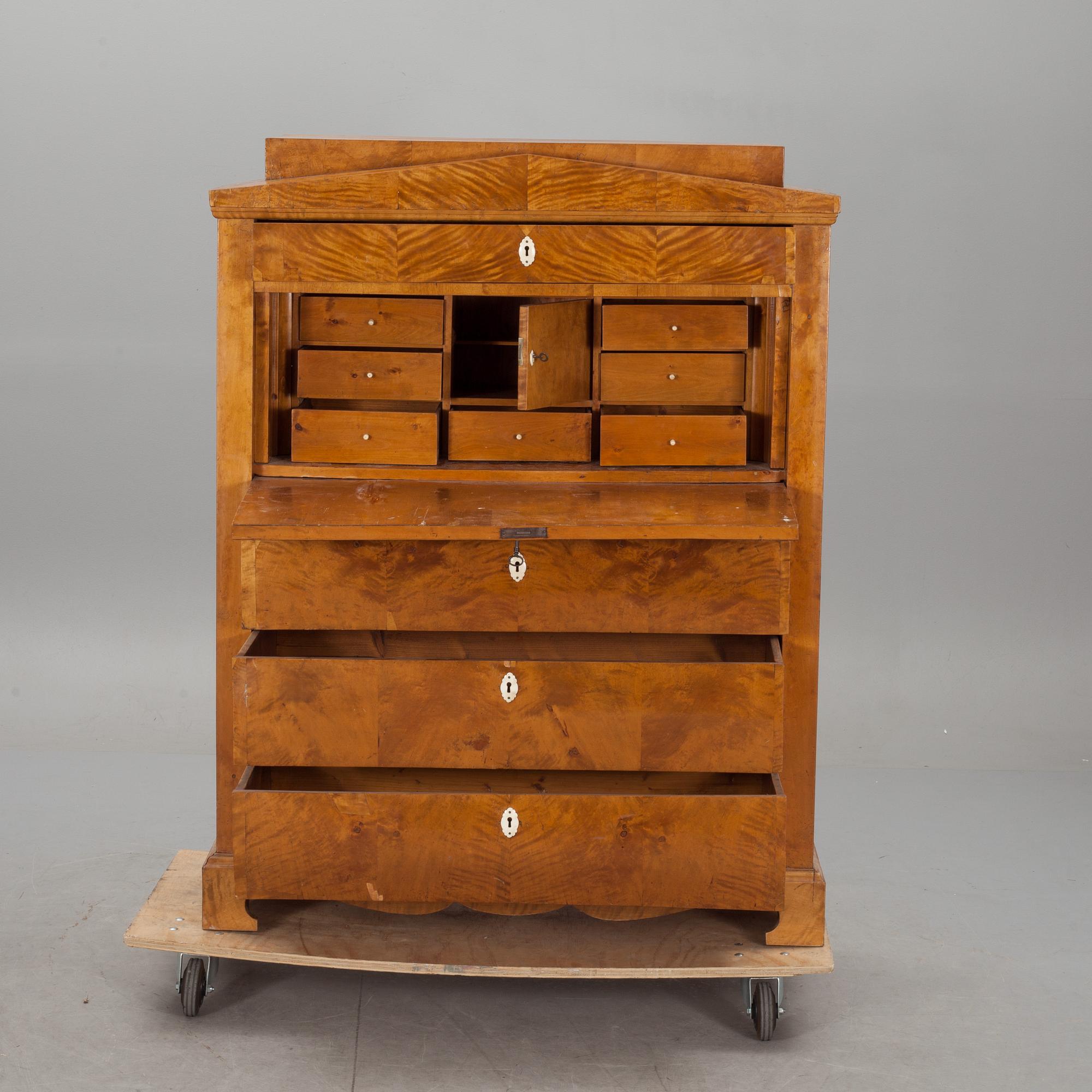 CHIFFONJE, Karl Johan. 1800-talets mitt.