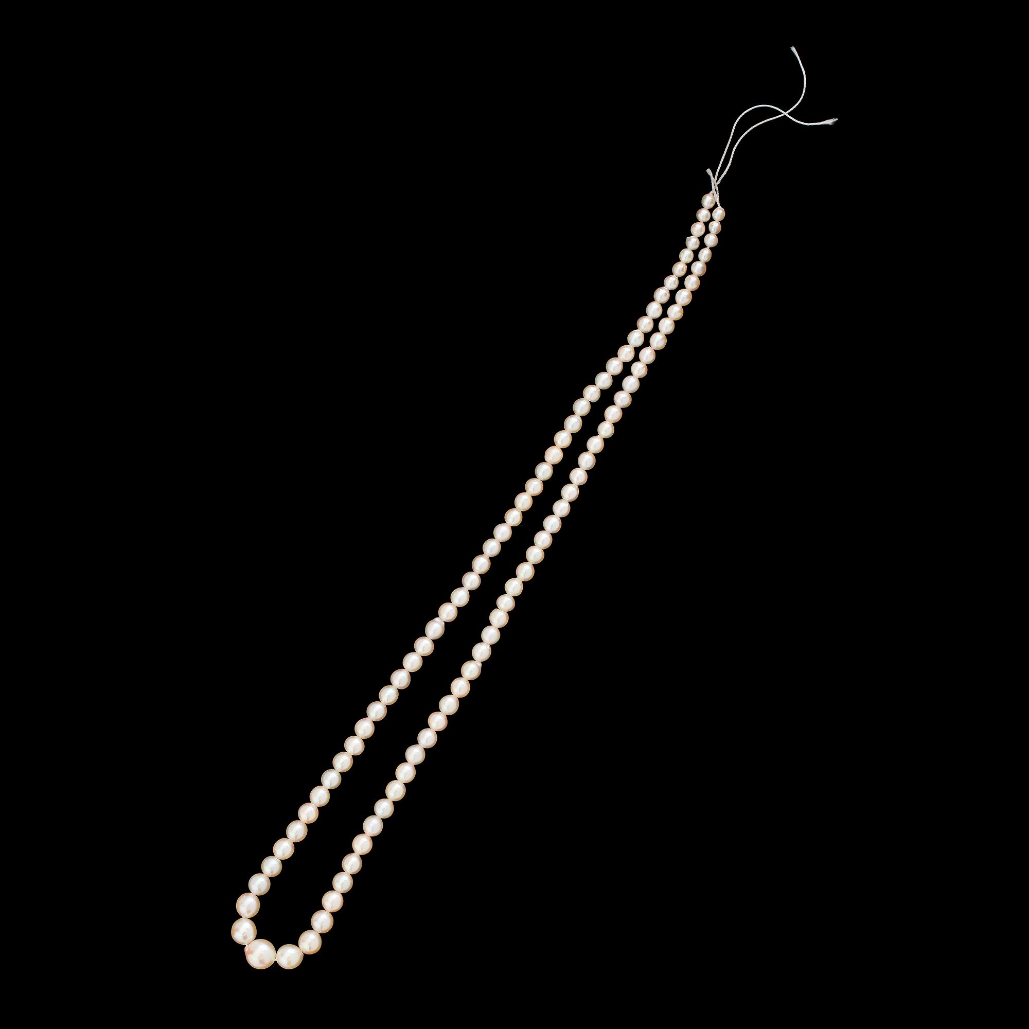 PÄRLCOLLIER, odlade pärlor.