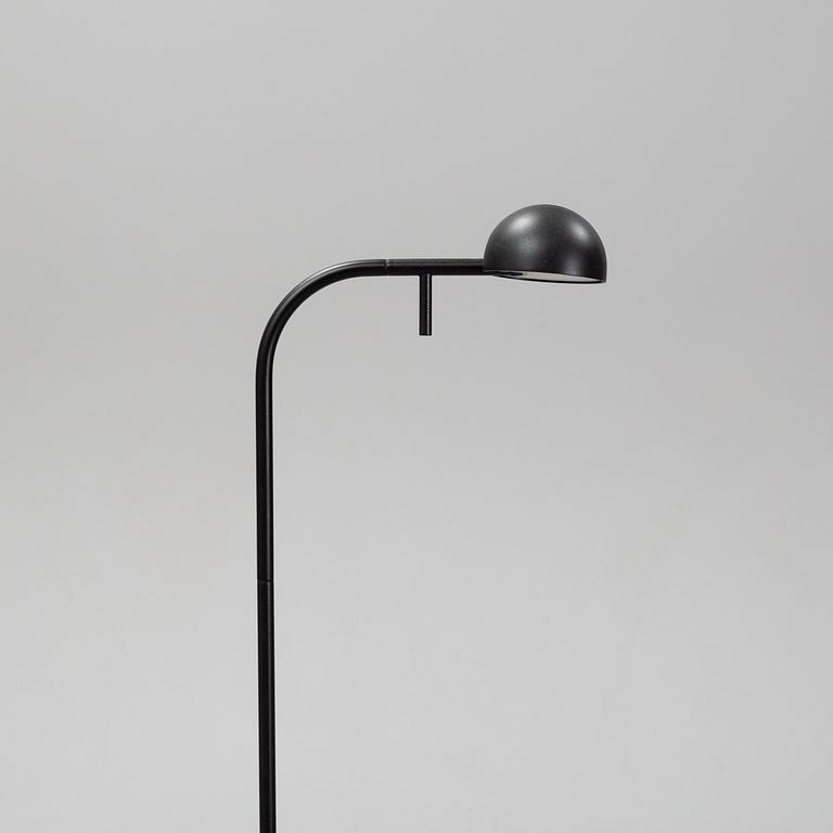 Ichiro Iwasaki, "Pin" golvlampa, Vibia, 2000-tal.